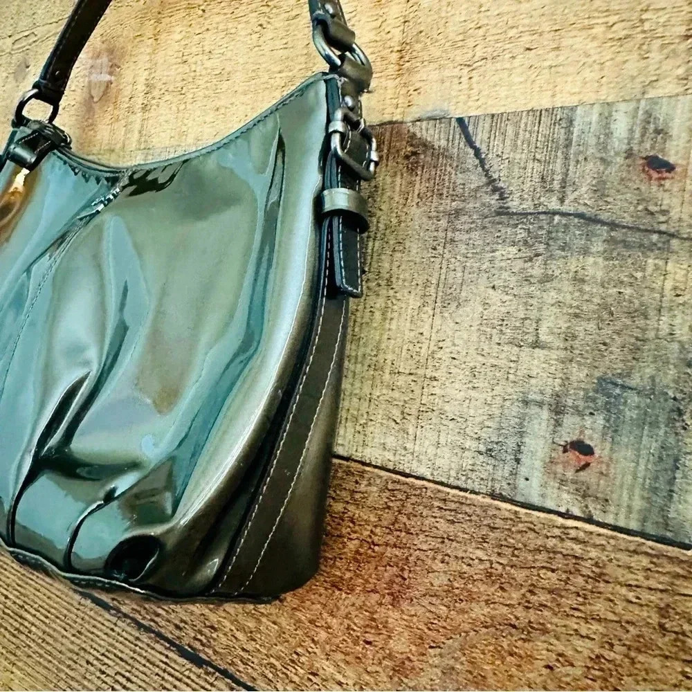 Coach Madison Patent Leather Shoulder/Satchel Bag - Picture 4 of 9